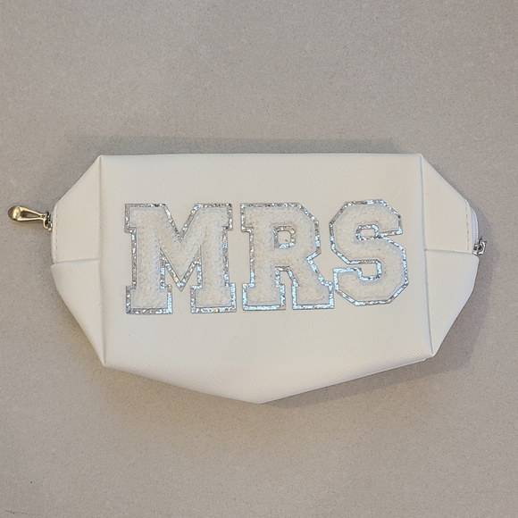 MRS Makeup Bag - Picture 3 of 9